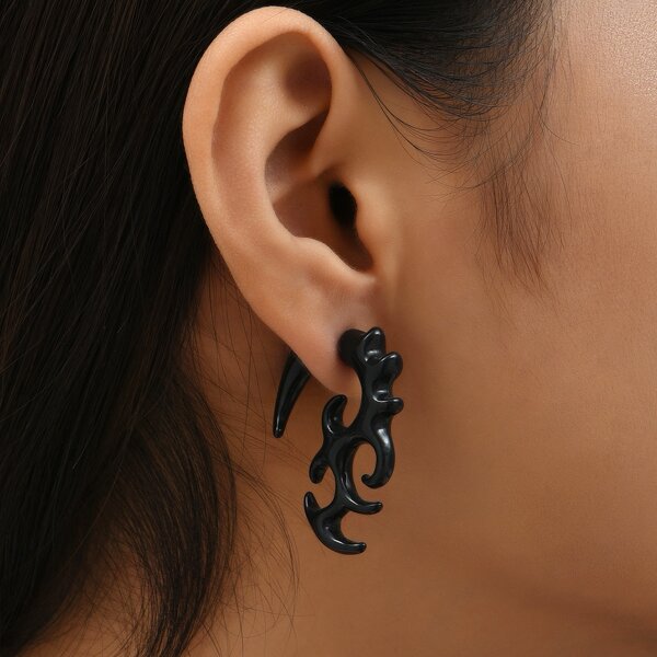 

Resin Stud Earrings, Black