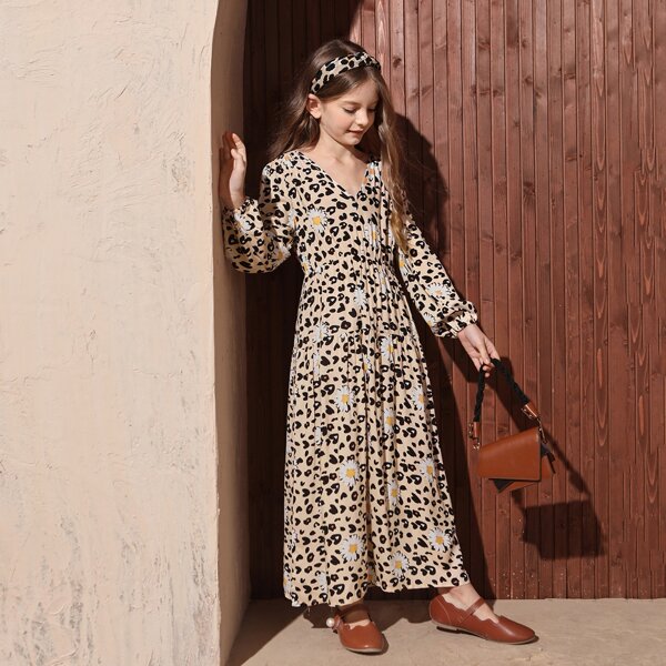 

Girls Floral Graphic V Neck Dress, Multicolor