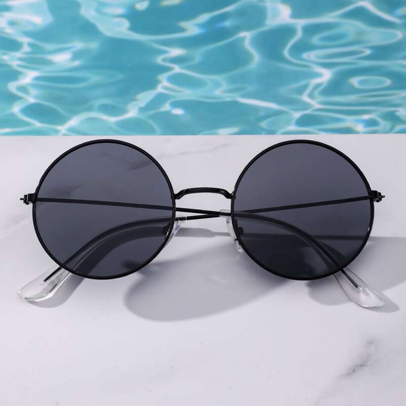 

Round Metal Frame Sunglasses