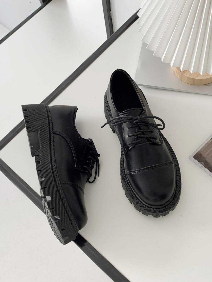 Giày Oxford Nêm phía trước có ren - màu đen - Xem 1