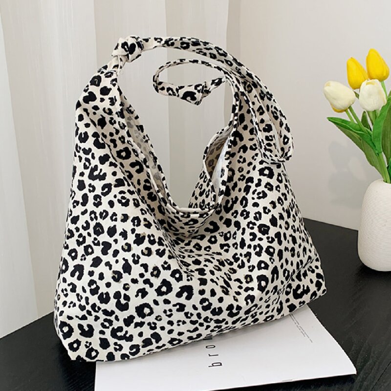 

Leopard Graphic Knot Design Shoulder Bag, Multicolor
