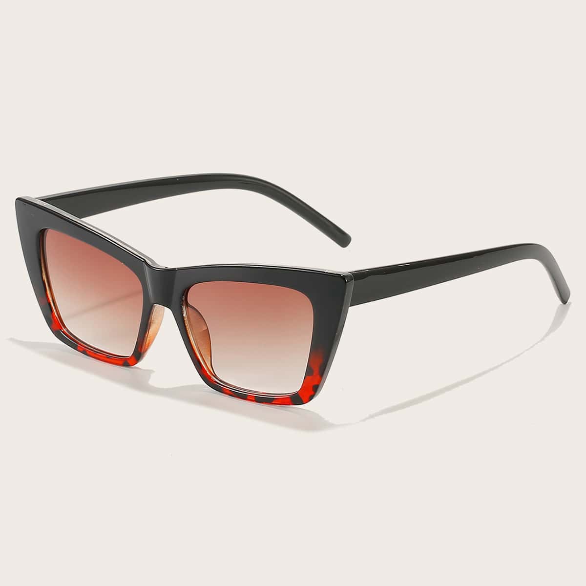 

Cat Eye Sunglasses