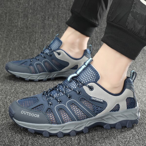 

Men Letter Graphic Mesh Panel Sneakers, Navy blue