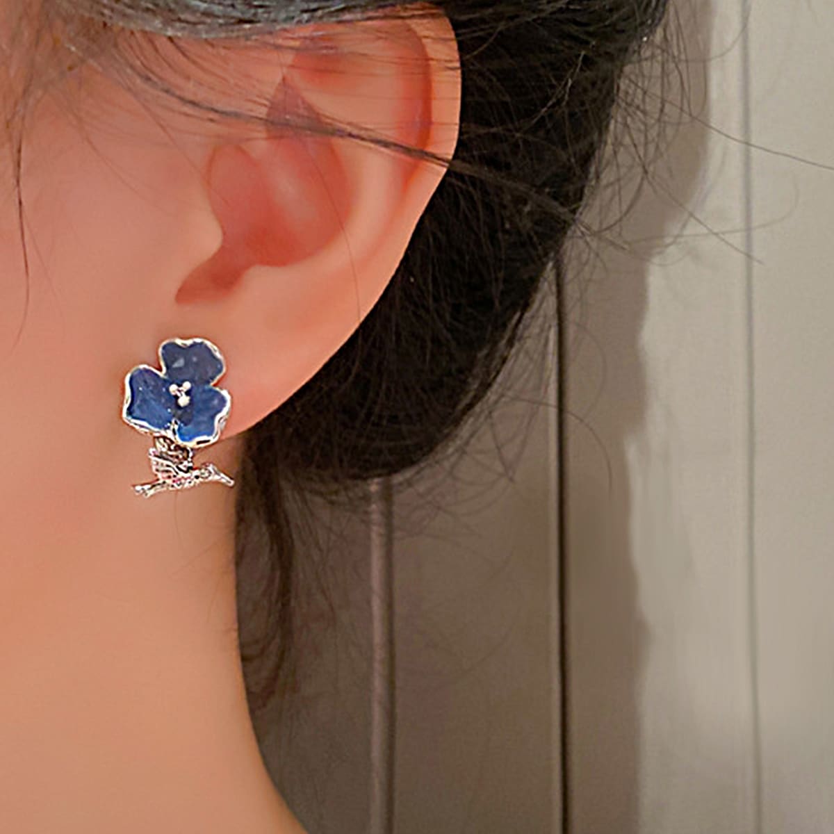 

Floral Stud Earrings, Blue