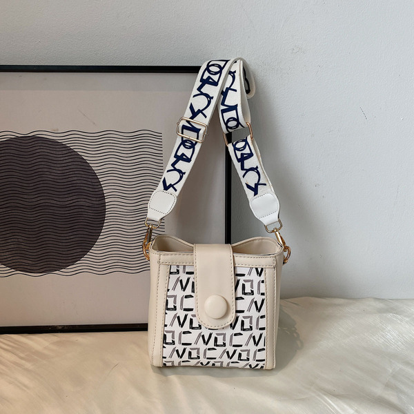 

Letter Graphic Snap Button Bucket Bag, Beige