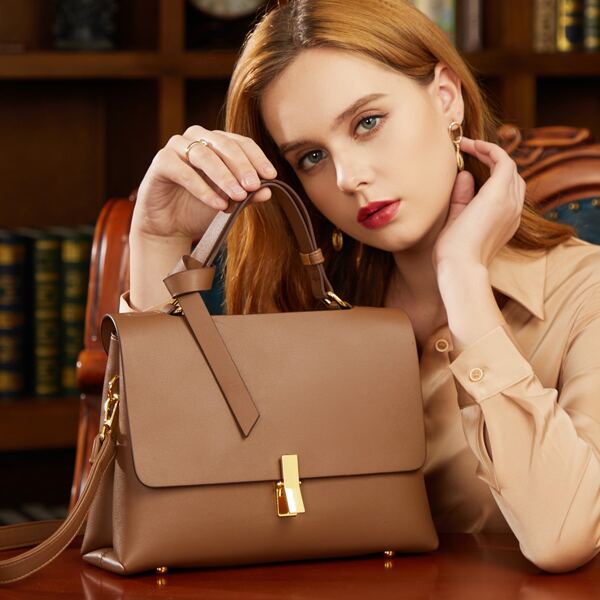 

Minimalist Flap Square Bag, Brown