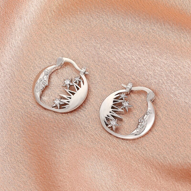 

Moon Design Earrings, Silver