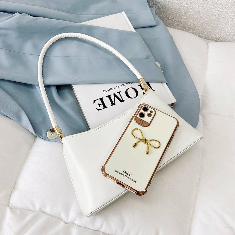 

Minimalist Letter Graphic Baguette Bag, White