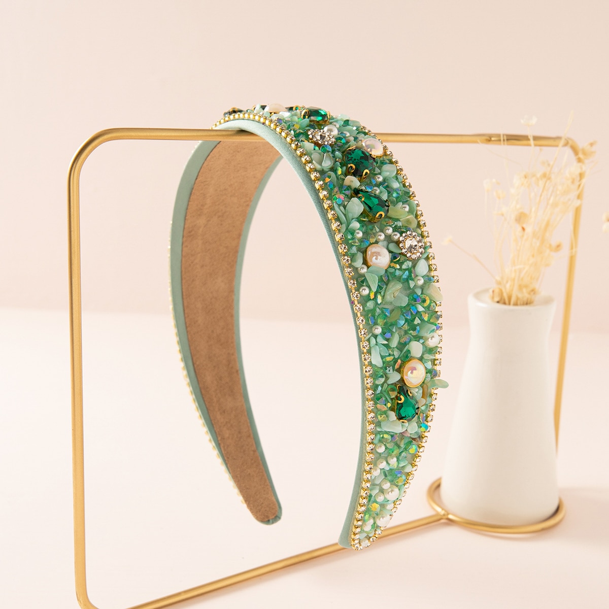 Повязка на голову с декором из искусственного жемчуга