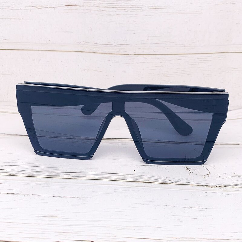 

Flat Top Sunglasses