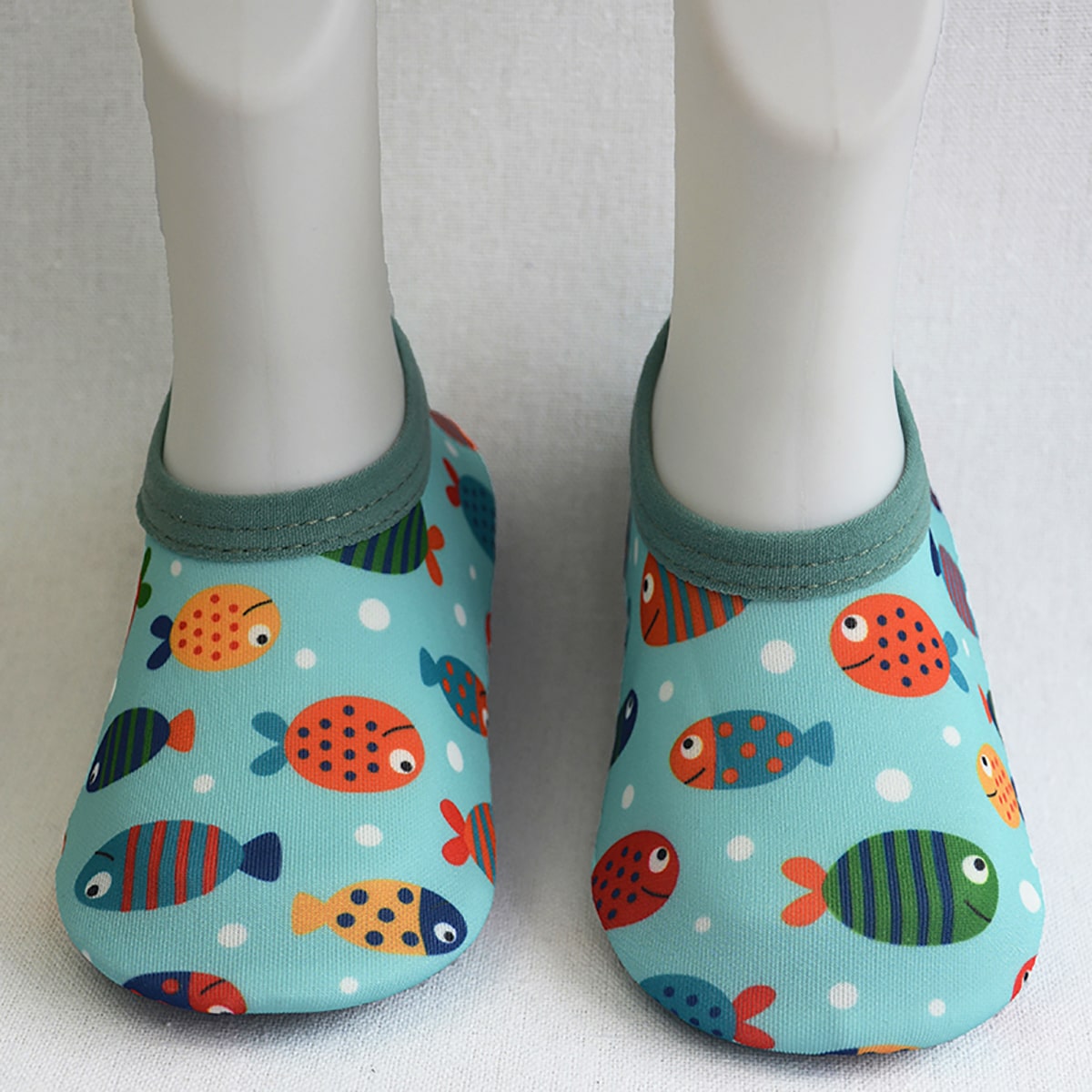 Вьетнамки с мультипликационным узором для мальчиков