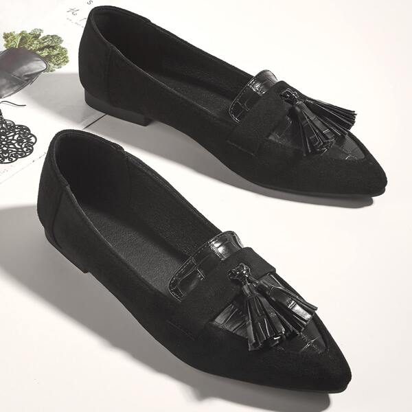 

Tassel Decor Croc Embossed Loafers, Black