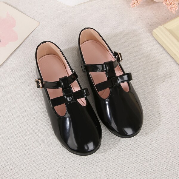 

Girls Buckle Detail Hollow Out Design Mary Janes, Black