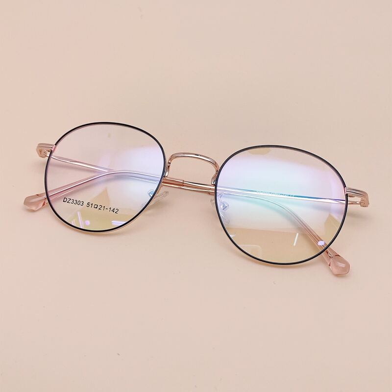 

Metal Frame Eyeglasses