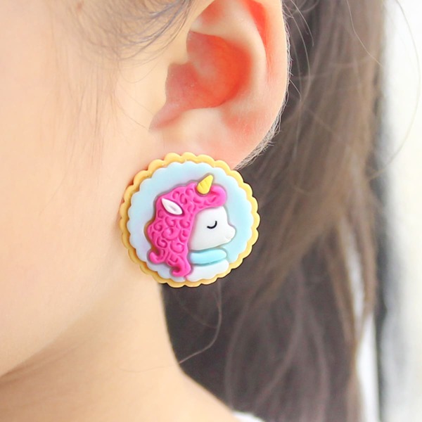 

2pcs Toddler Girls Cartoon Unicorn Decor Ear Cuff, Multicolor