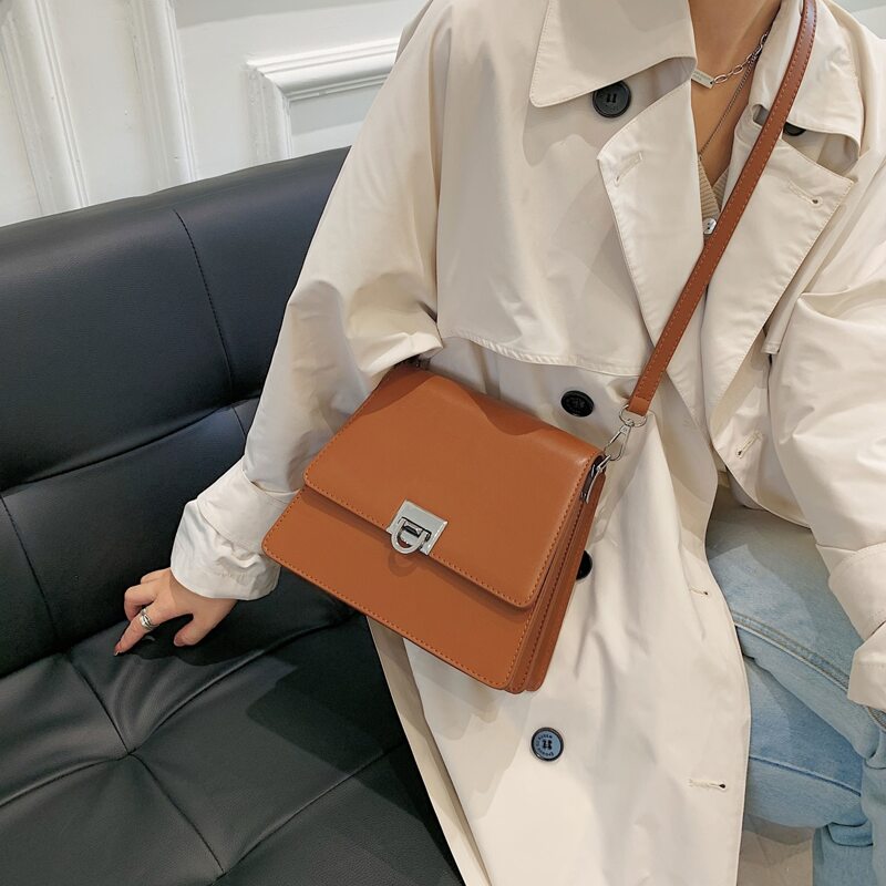

Minimalist Crossbody Bag, Brown