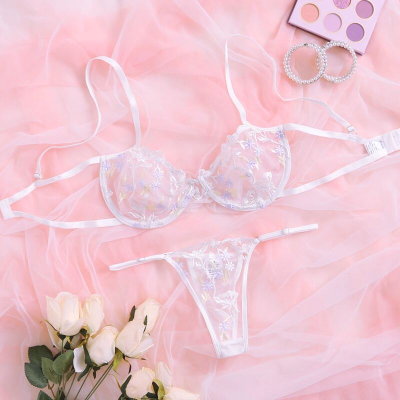 

Embroidery Mesh Underwire Lingerie Set, White