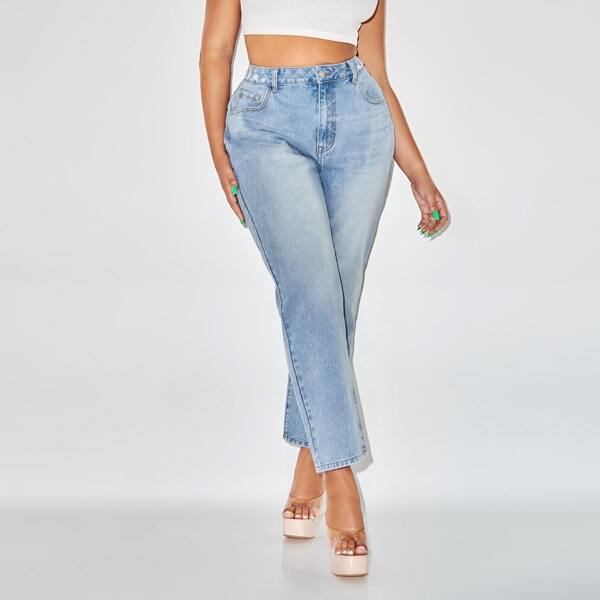 

Plus High Waist Straight Leg Cropped Jeans, Light wash