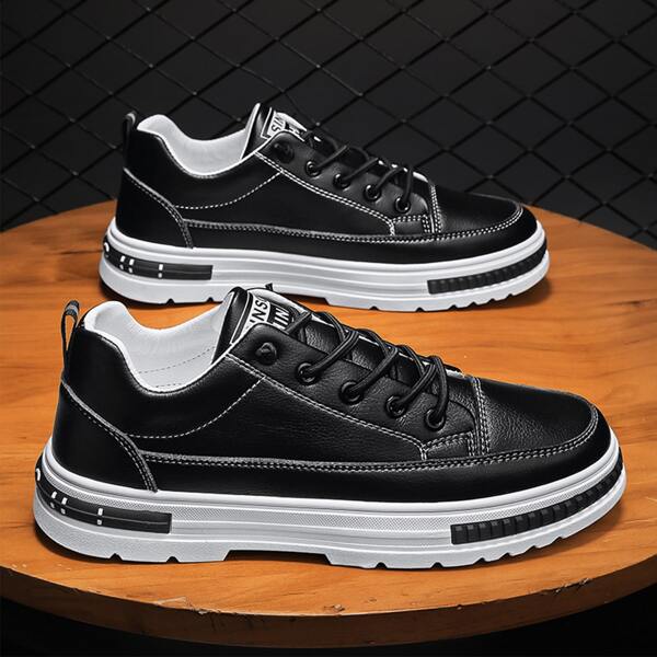 

Men Minimalist Lace Up Front Skate Shoes, Black