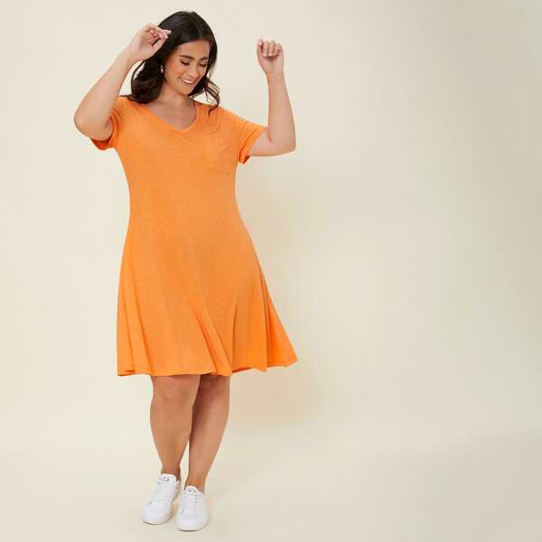 

Plus Patch Pocket Solid Tee Dress, Orange