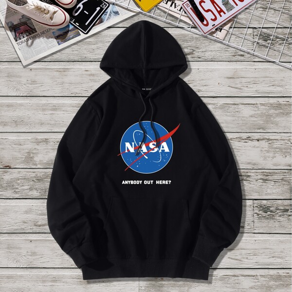 

Men Letter Graphic Kangaroo Pocket Drawstring Hoodie, Black
