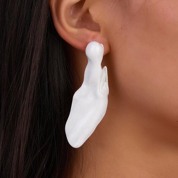 

Solid Stud Earrings, White