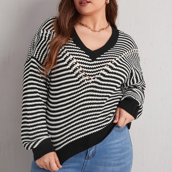 

Plus Striped Pattern Pearl Beaded Drop Shoulder Sweater, Black and white