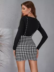 SHEIN Frenchy 素色T恤和千鳥格背带半身裙 - 彩色 - 查看 2