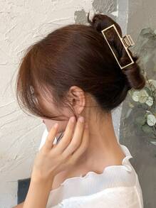 DAZY Metal Solid Hair Claw For Daily Use For Girls Hairstyles Casual Street - Gold - View 6