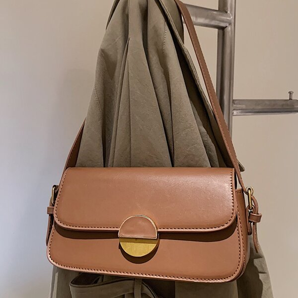 

Minimalist Flap Baguette Bag, Brown