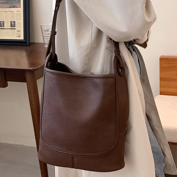 

Minimalist Shoulder Bucket Bag With Inner Pouch, Coffee brown