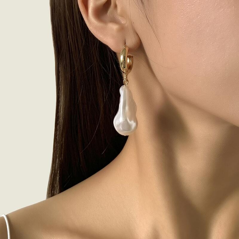

Faux Pearl Decor Earrings, White