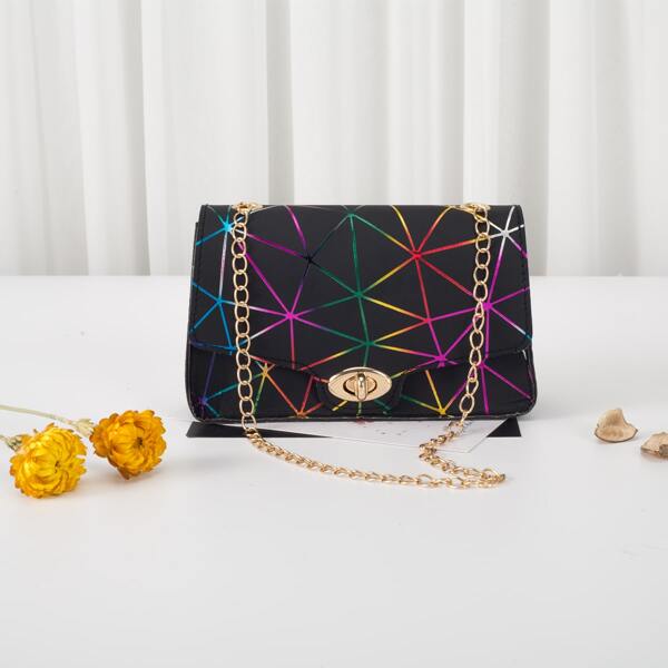 

Geometric Graphic Twist Lock Chain Crossbody Bag, Black