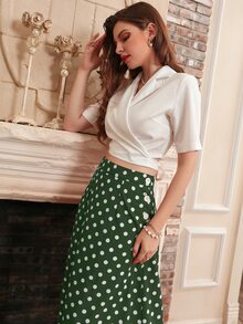 Modelyn 素色圍裹西裝領短款上衣和波點圖案裙子套裝 - 彩色 - 查看 5
