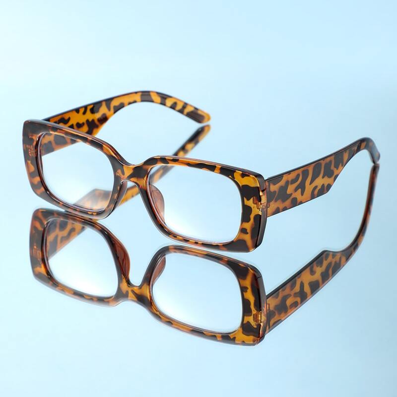 

Leopard Frame Sunglasses