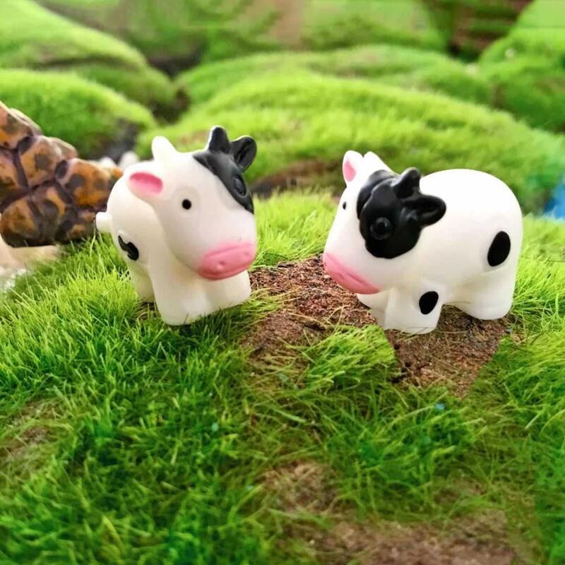 

2pcs Cow Art Decoration, White