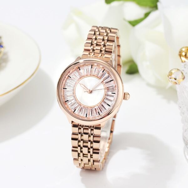 

Rhinestone Decor Round Pointer Quartz Watch