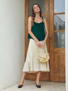 MOTF PREMIUM SILK FLOWY CAMI TOP - Dark Green - View 5