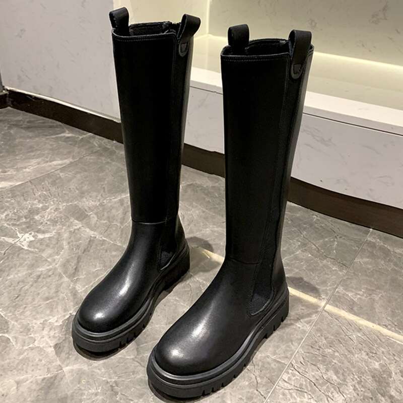 

Minimalist Riding Boots, Black