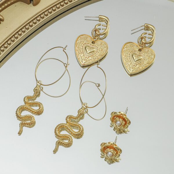 

3pairs Heart & Snake Decor Earrings, Gold