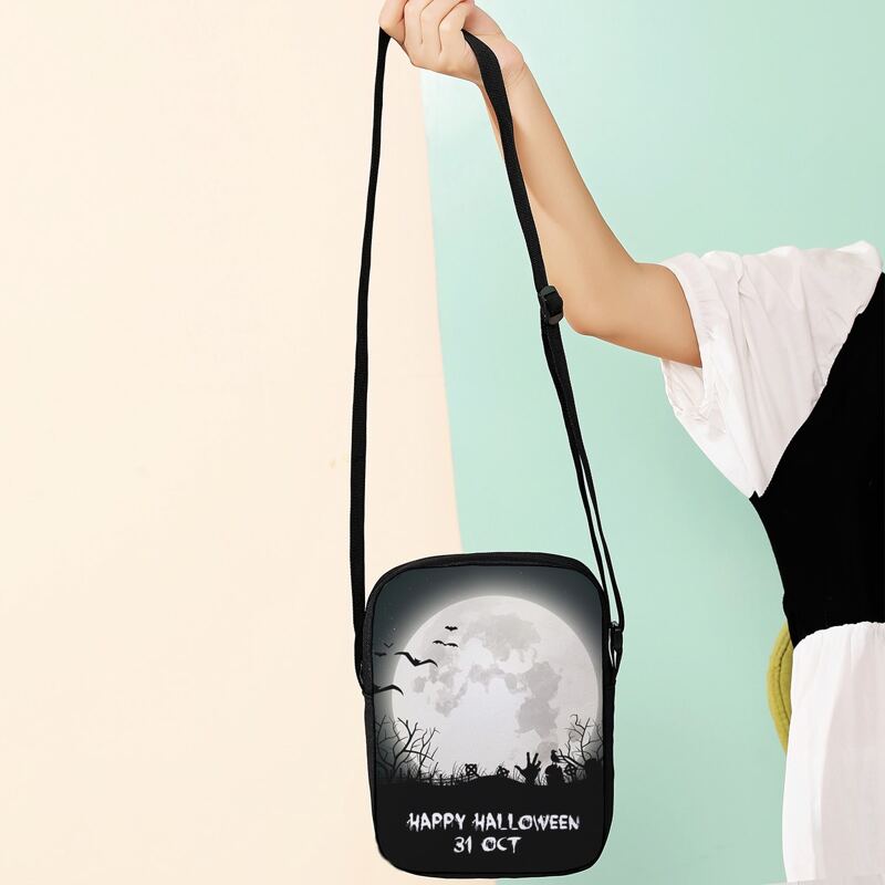 

Halloween Graphic Square Bag, Black and white