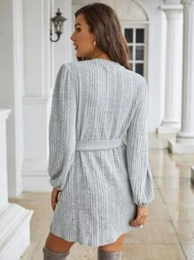 SHEIN Frenchy 燈籠袖腰帶T恤洋裝