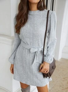 SHEIN Frenchy 燈籠袖腰帶T恤洋裝