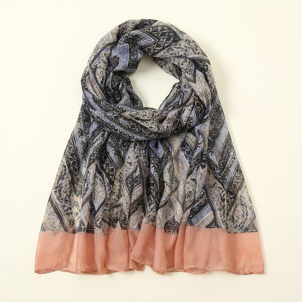 

Geometric Print Scarf, Multicolor