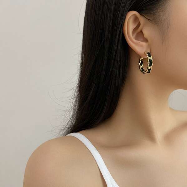 

Open Hoop Earrings, Gold