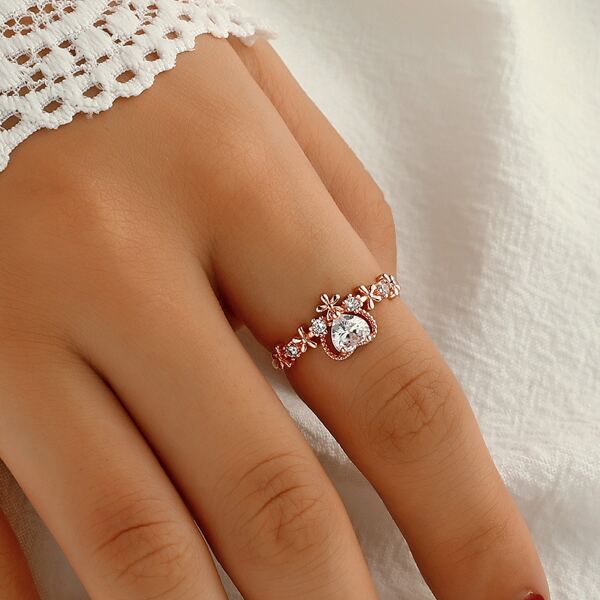 

Zircon Heart Cuff Ring, Silver