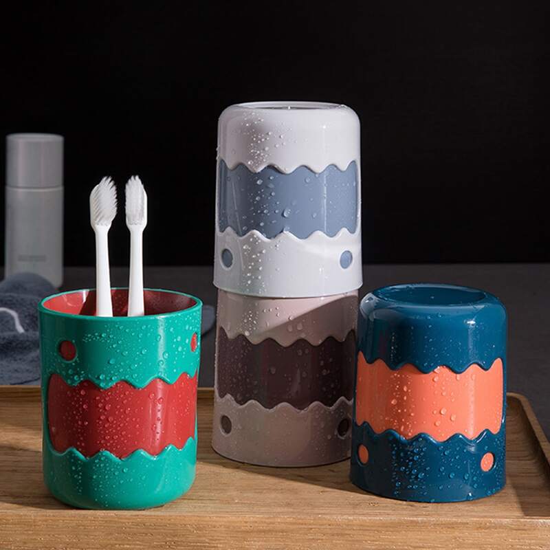 

1pc Two Tone Random Color Gargle Cup, Multicolor