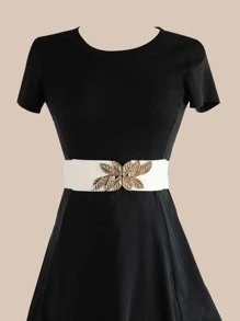 Cinturón con hebilla de hoja - Blanco - Ver 2