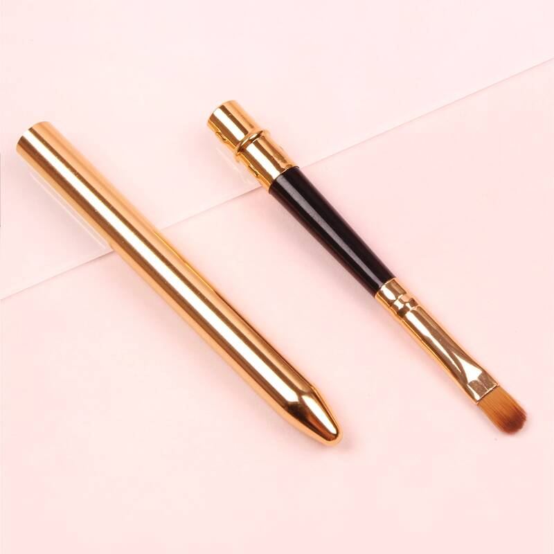 

1pc Lip Brush, Gold