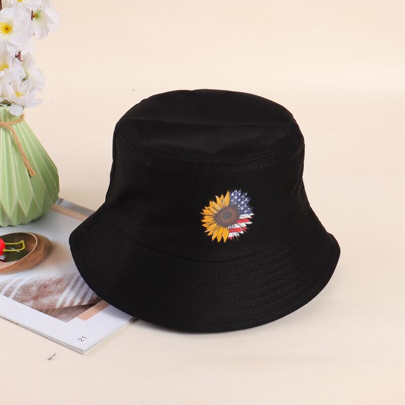

Flower Graphic Bucket Hat, Black